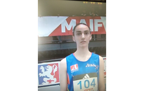 CHAMPIONNATS DE FRANCE EN SALLE Ca/Ju. LYON. LINA LELARGE EN ARGENT. 